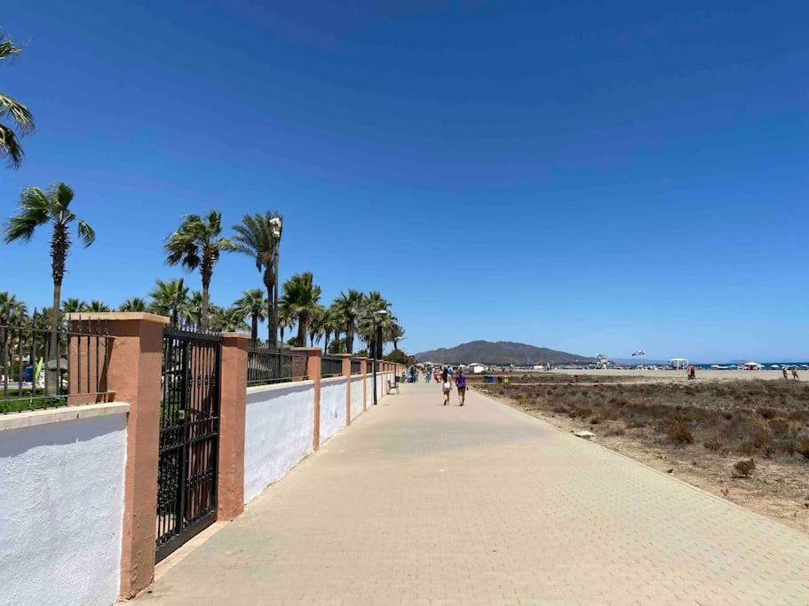 Piso En Primera Linea De Playa, Vera Playa Playas de Vera Экстерьер фото